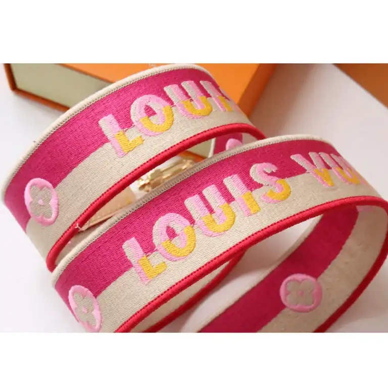 Fashionrepsfam ru 2111DJ0022 LV Bags 0629